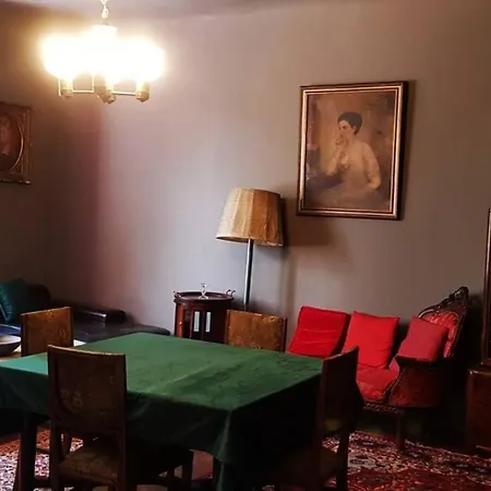 Josephine & Garden Kluž