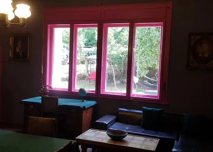 Josephine & Garden *