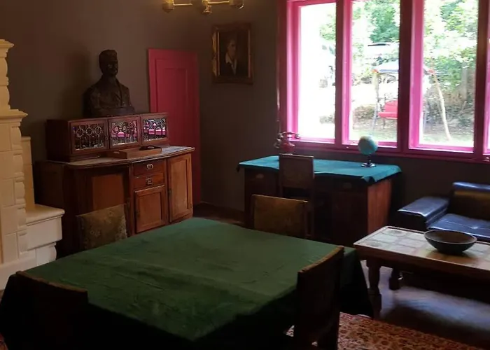 Josephine & Garden Kluż-Napoka